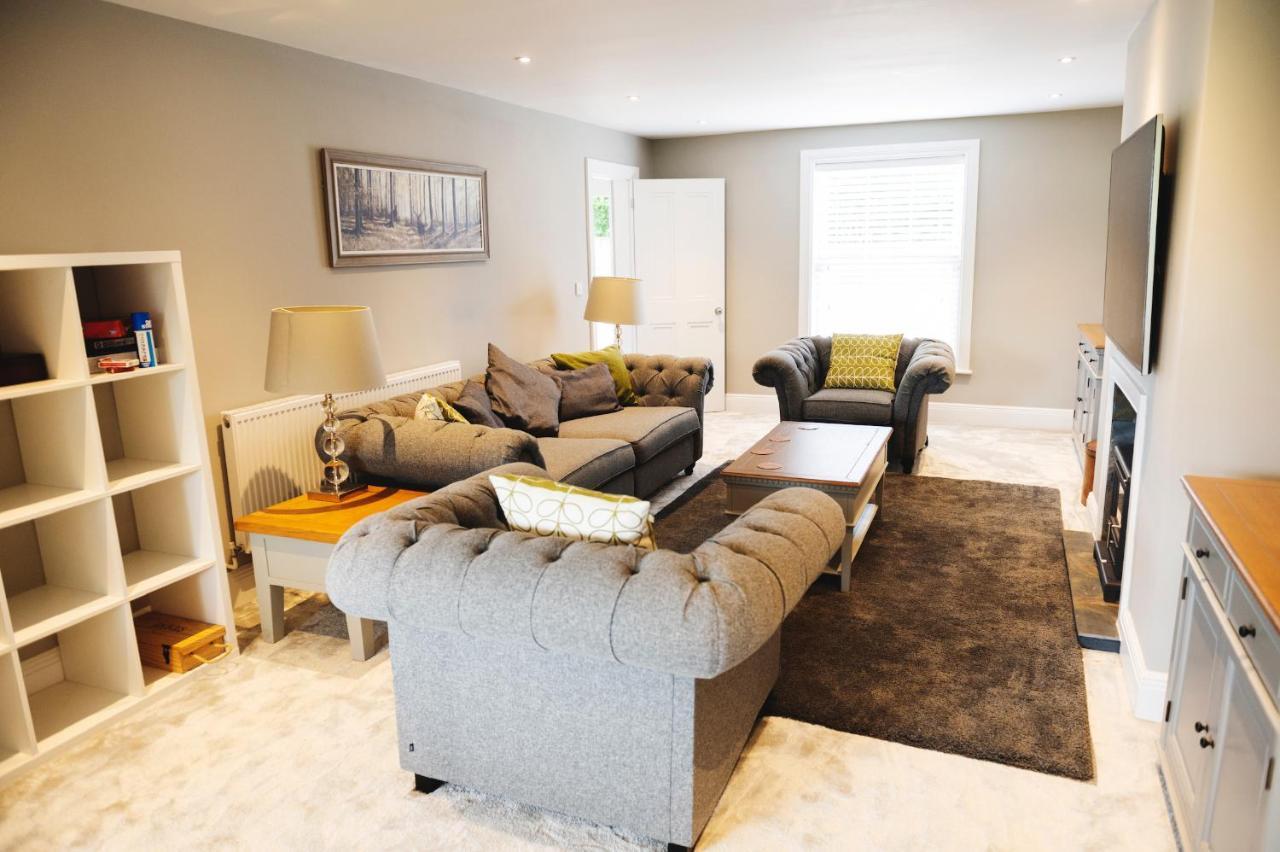 Large Country House - Hot Tub - Pool Table - Bbq - 5 Bedrooms - Log Burner Three Legged Cross Exteriér fotografie
