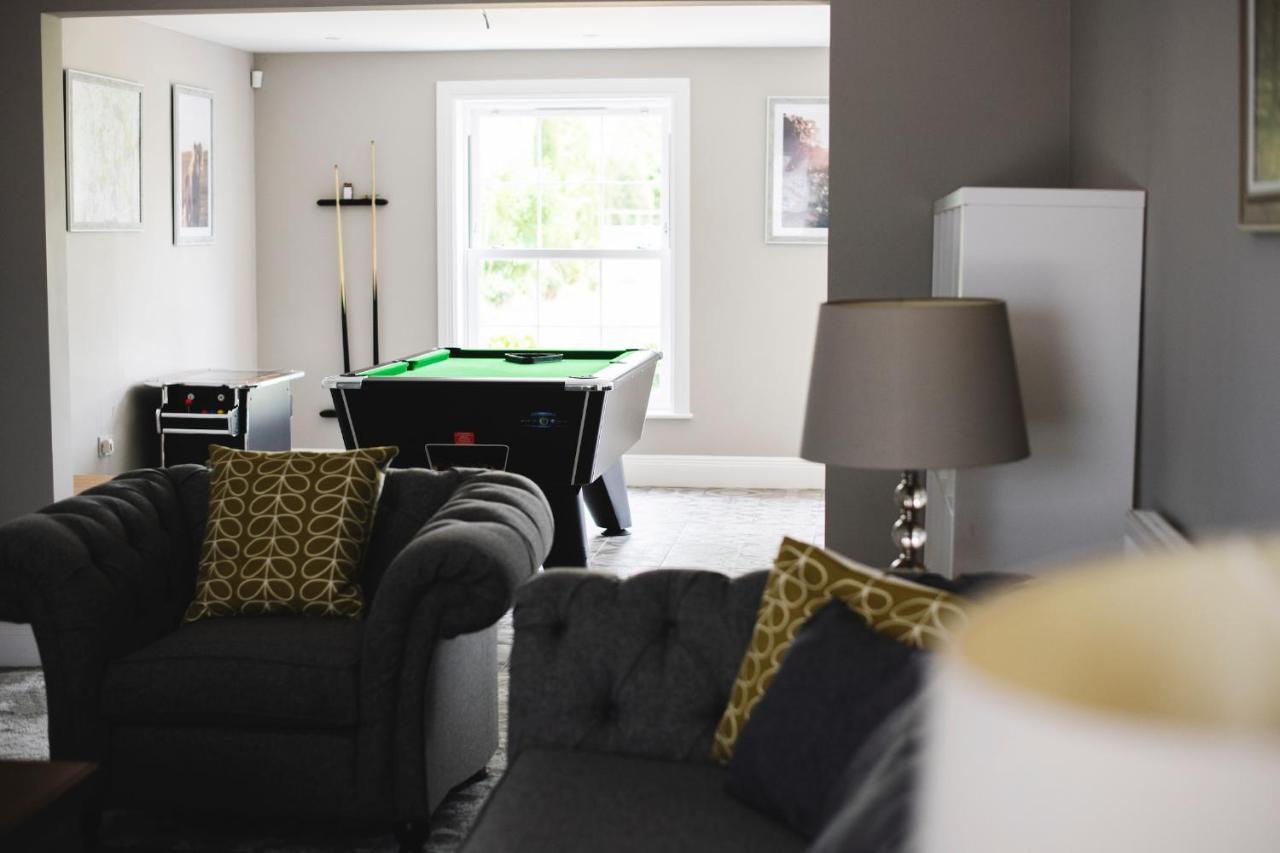 Large Country House - Hot Tub - Pool Table - Bbq - 5 Bedrooms - Log Burner Three Legged Cross Exteriér fotografie