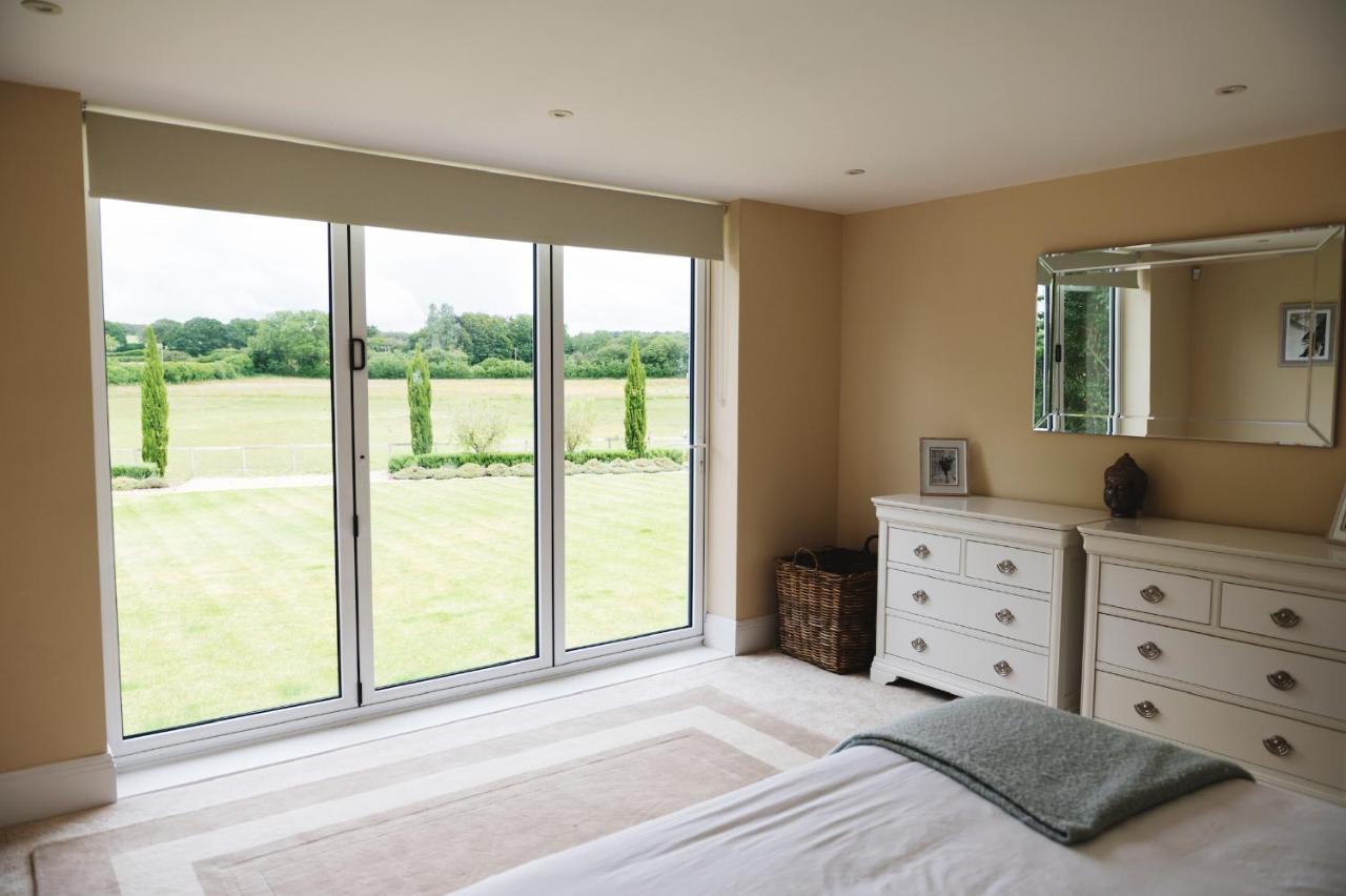 Large Country House - Hot Tub - Pool Table - Bbq - 5 Bedrooms - Log Burner Three Legged Cross Exteriér fotografie