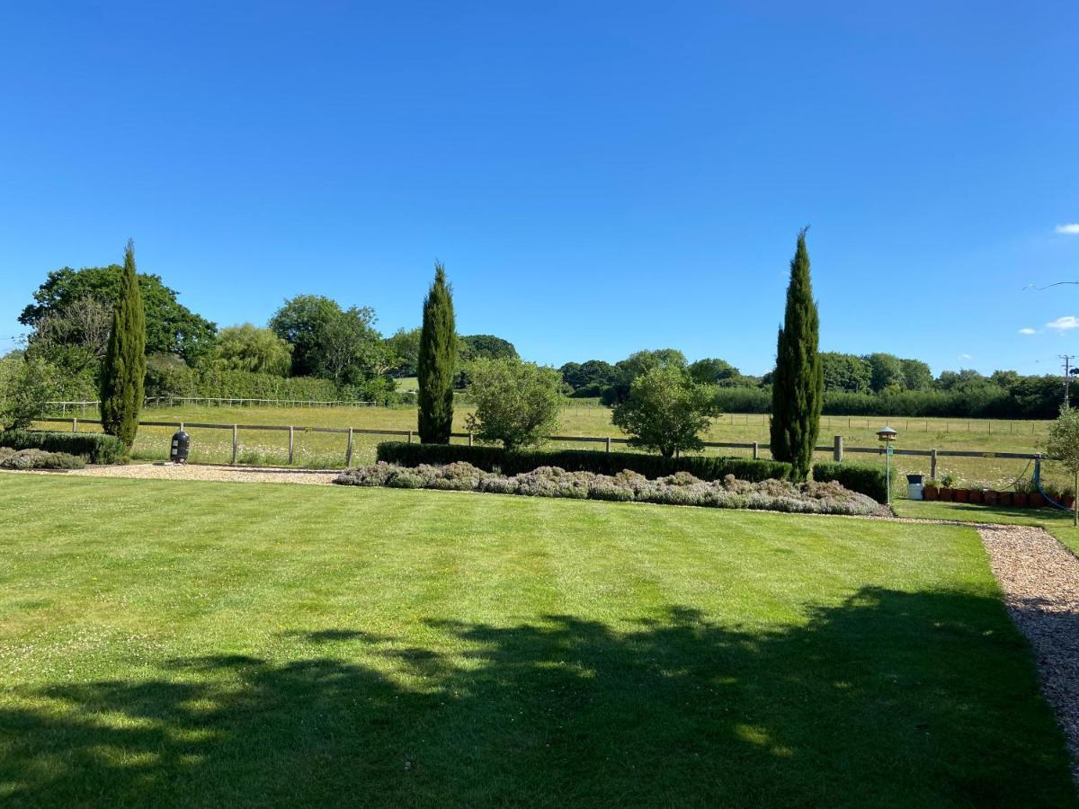 Large Country House - Hot Tub - Pool Table - Bbq - 5 Bedrooms - Log Burner Three Legged Cross Exteriér fotografie